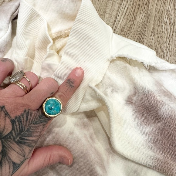 Gilded Intent Cold Sholder Sweatshirt - Picture 7 of 8